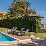 Brio *